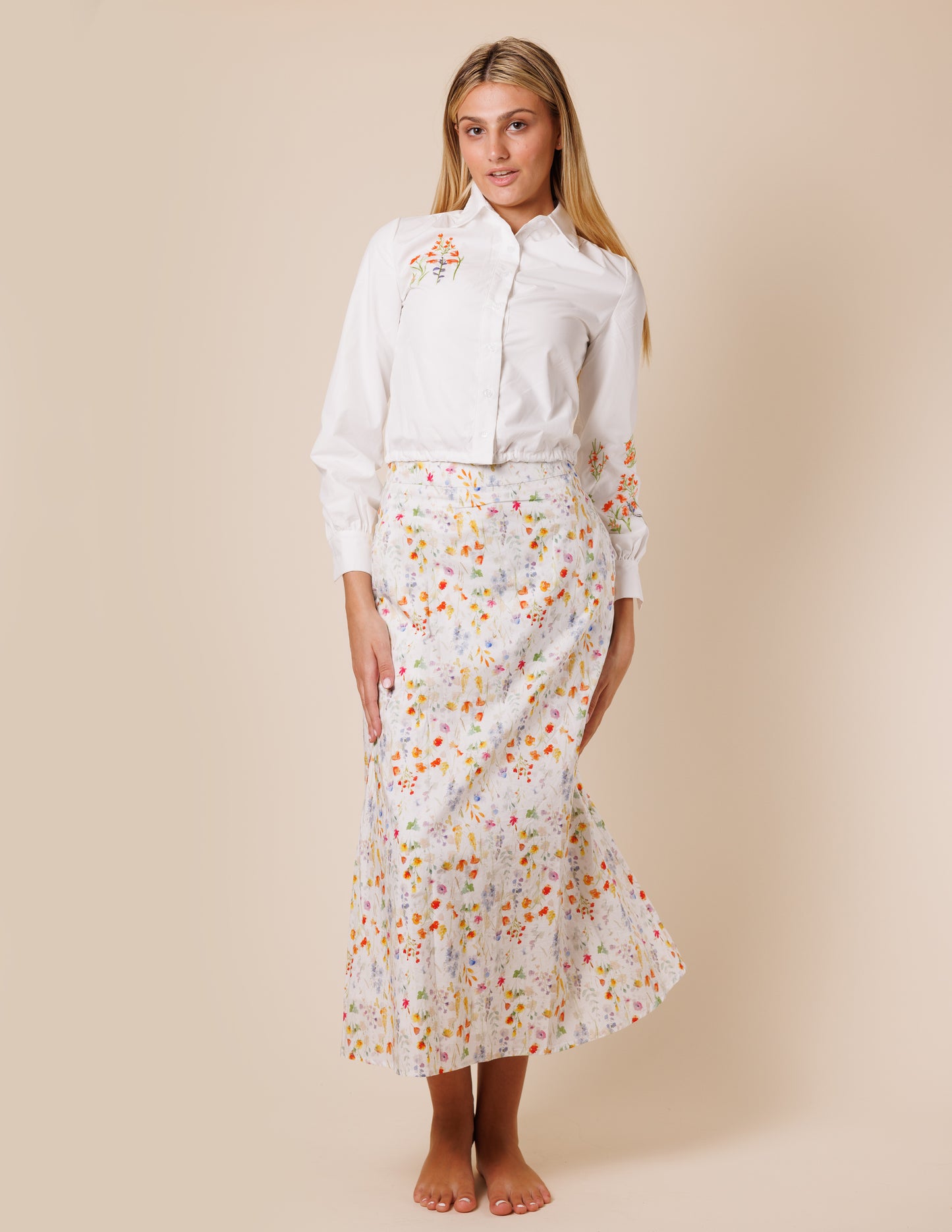 Lilac White collared white blouse with embroidery on sleeve 12577us