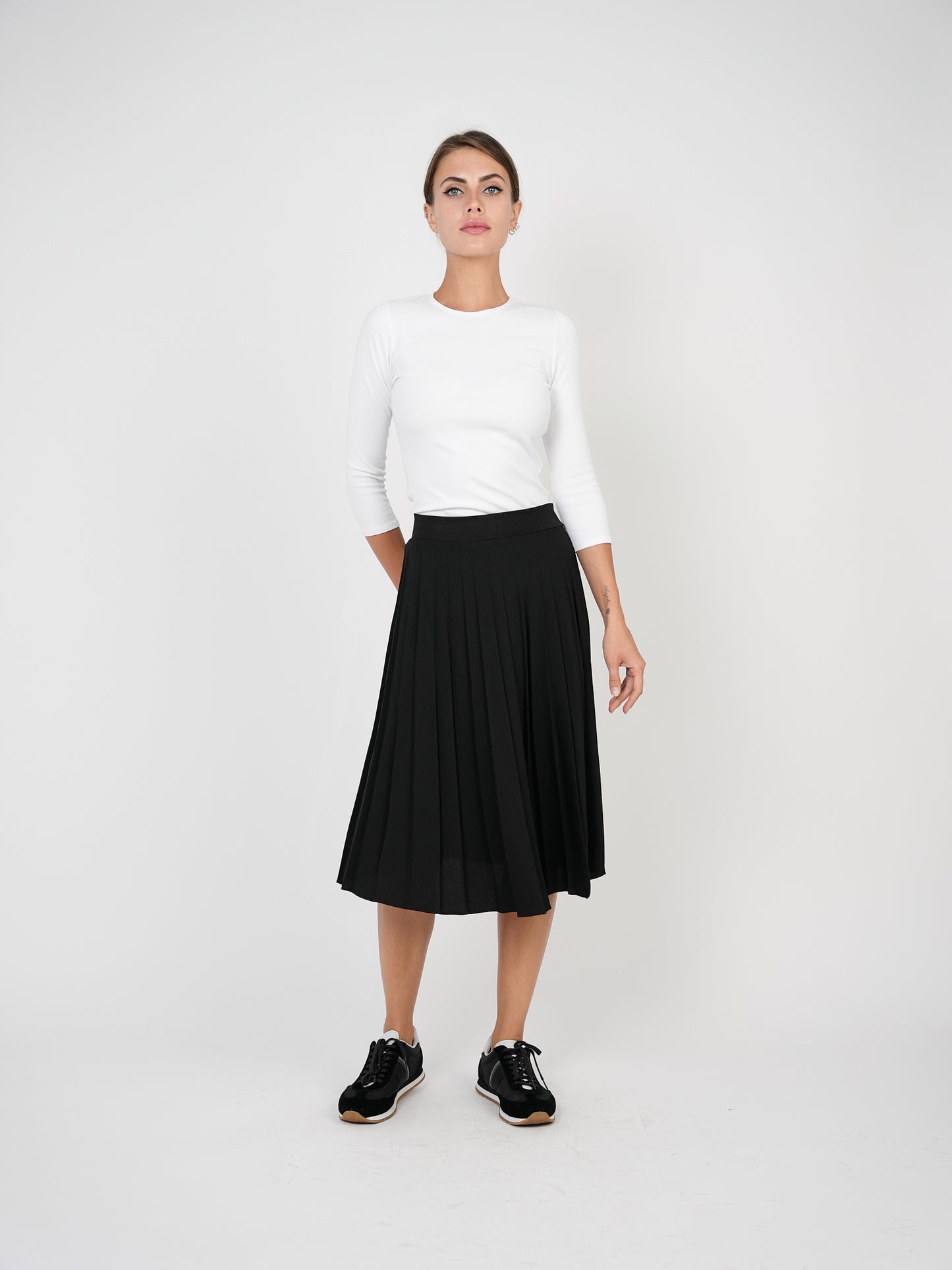 Viva K Black Triple Box Pleat Short Skirt SB3CM8280SH
