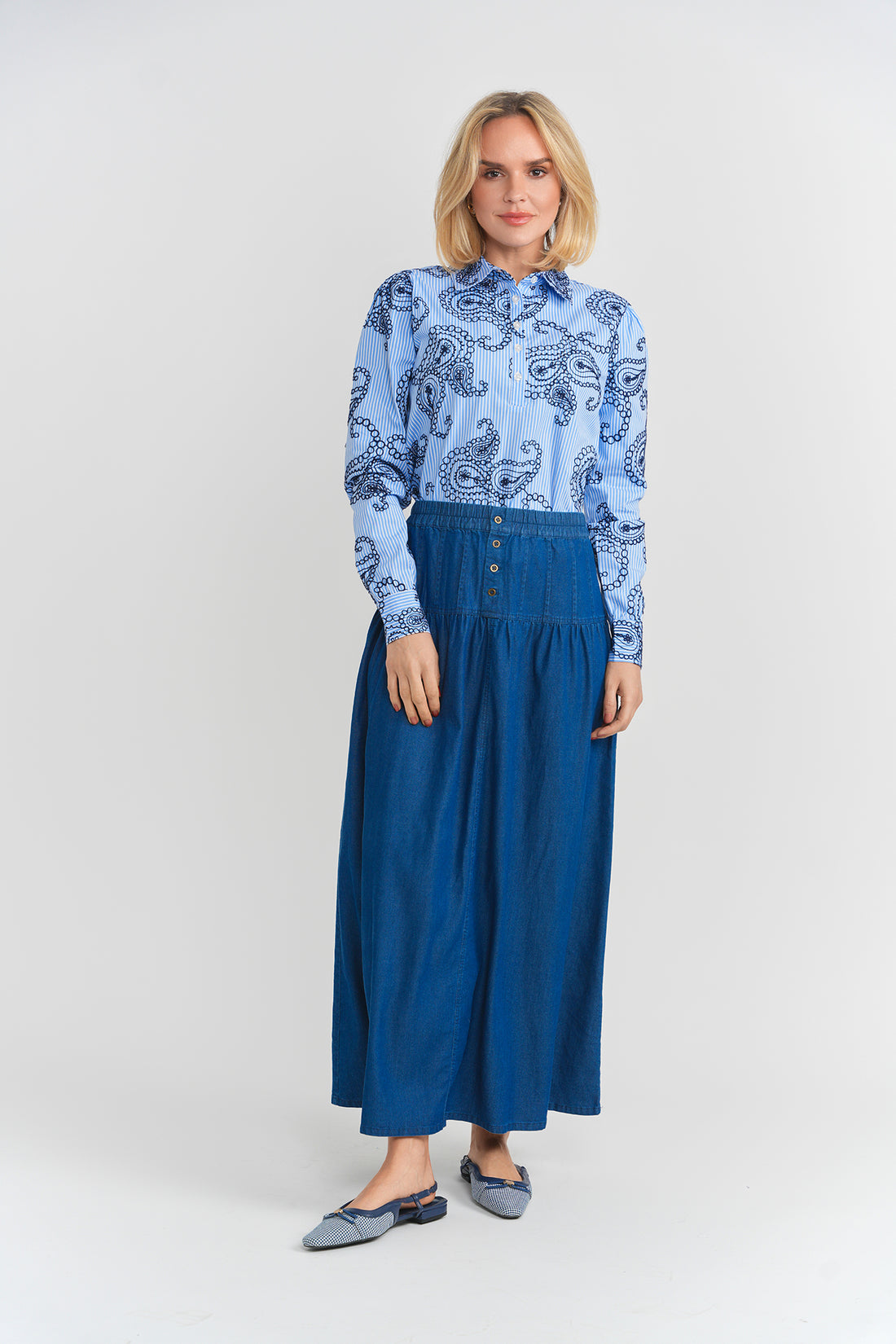 Noni Dark Denim Midi Front Button Skirt SB6CPT2872S