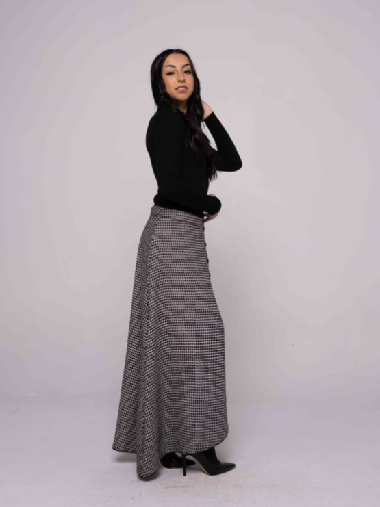 Edera By Ivee Black/White/Gold Straight Wrap Skirt 23702