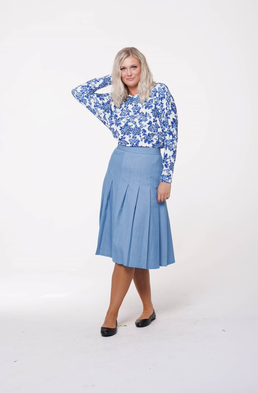 Ivee Light Denim Wide Pleated Skirt 24003