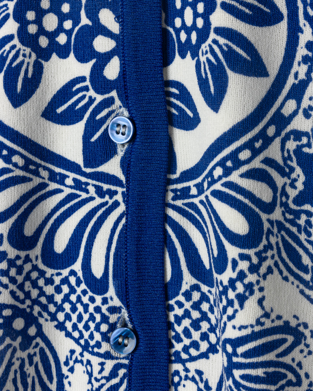 Nostalgia Whit/Blue Cardigan W-25369