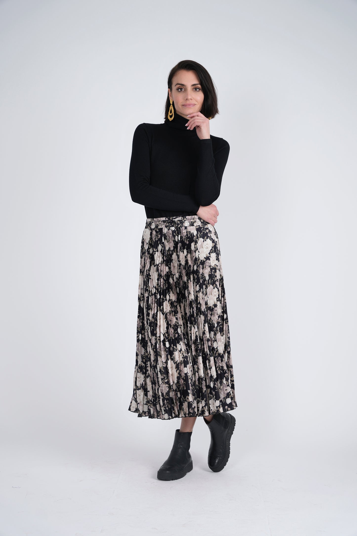 Mademoiselle Grey/Black Accordian Pleated Printed Midi Skirt WB3CM8498SM