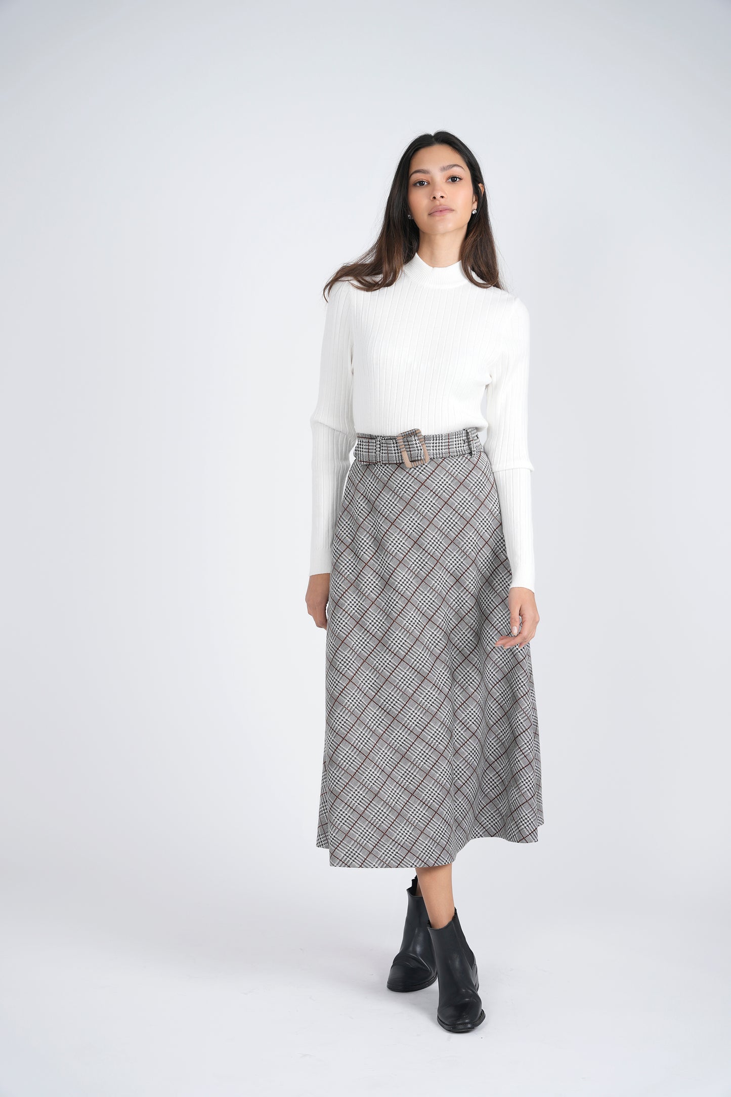 The Norway Club Black Plaid A Line Midi Skirt WB3CM8504SM