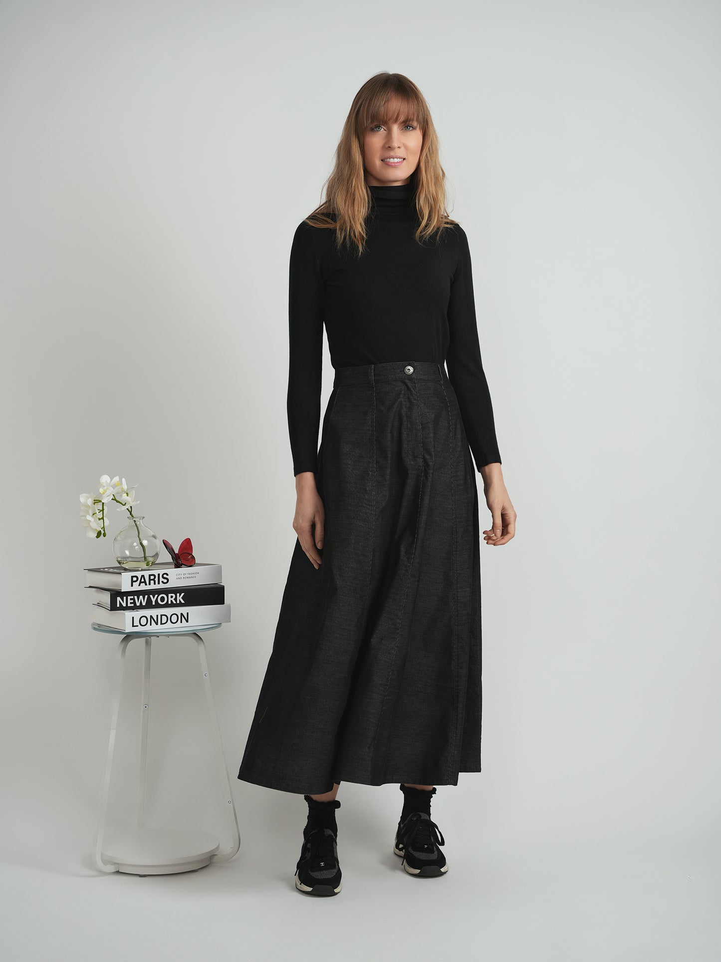 Faves Black Corduroy Maxi A Line Skirt WB5CM1673SL