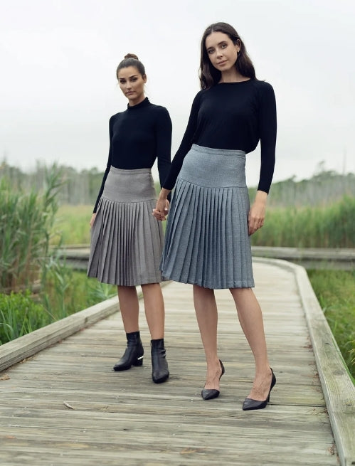 Profile Black Pleated Yolk Knit A4052