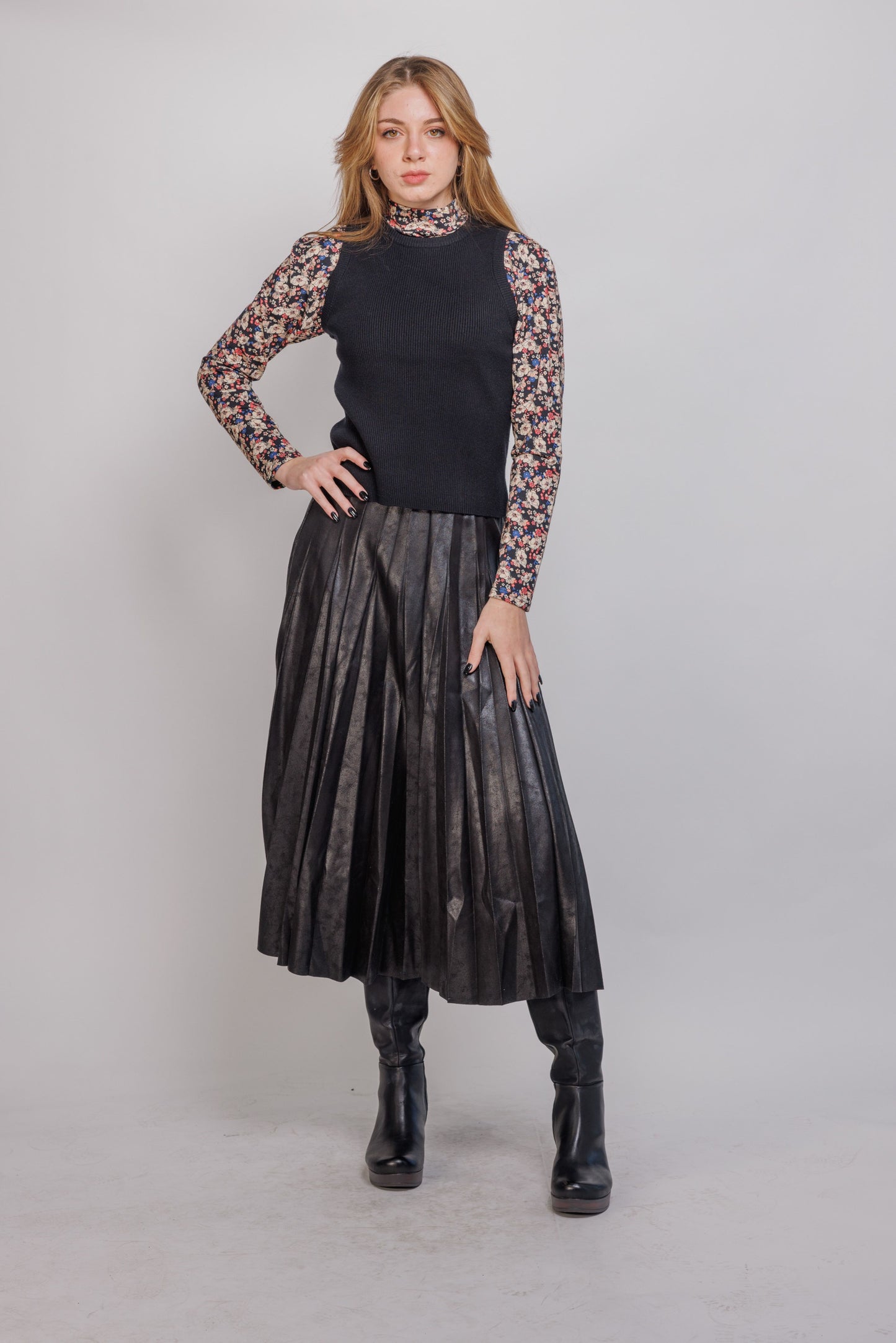 Ivee Multi Printed Mock Neck Top 25727