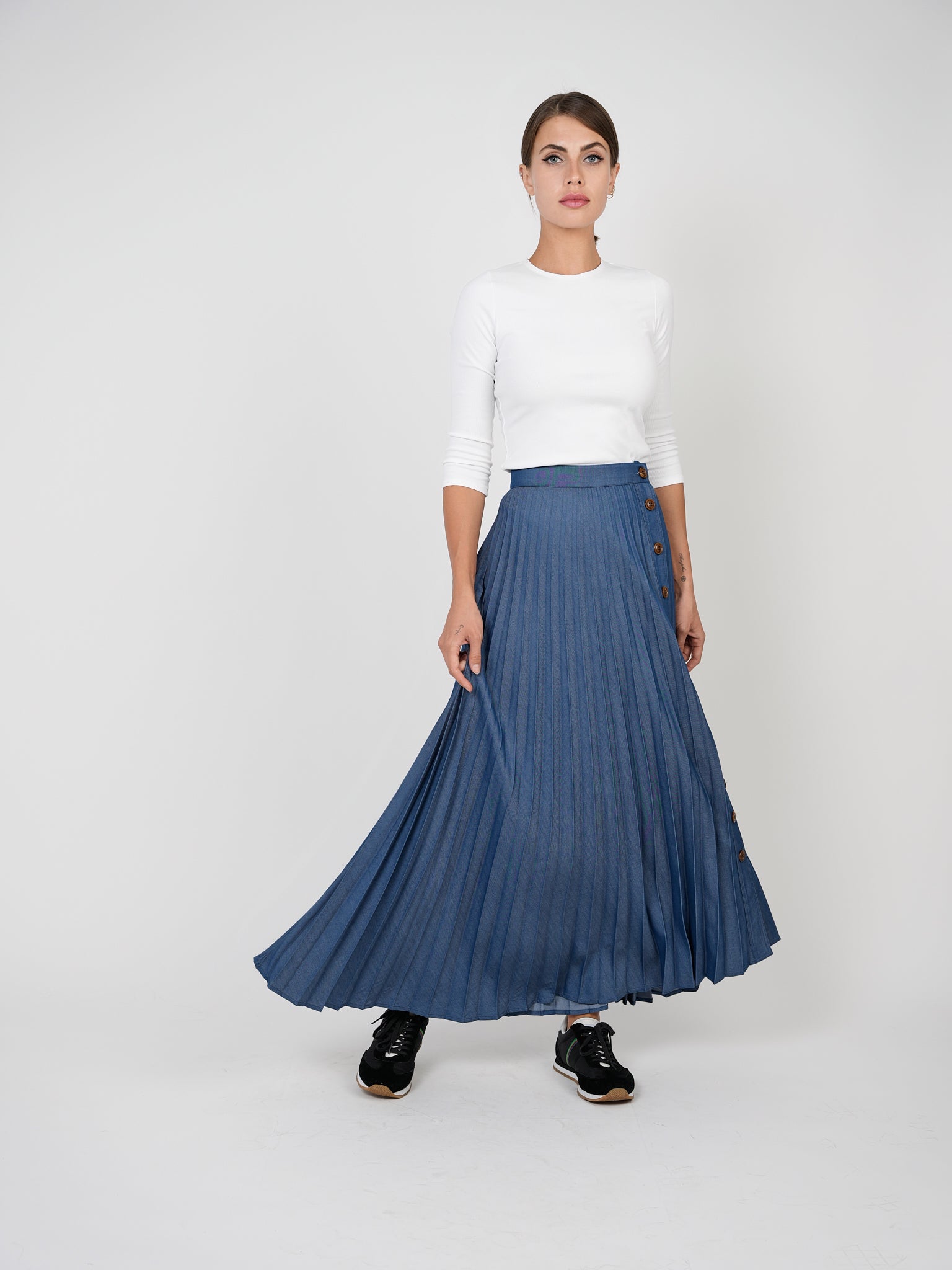 Petrol blue 2024 pleated skirt zara