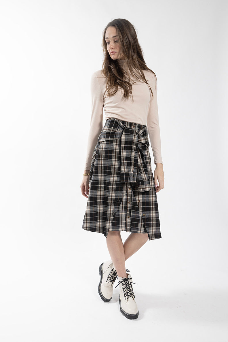 Latitude Black/White Plaid Sleeve Tie Skirt 139