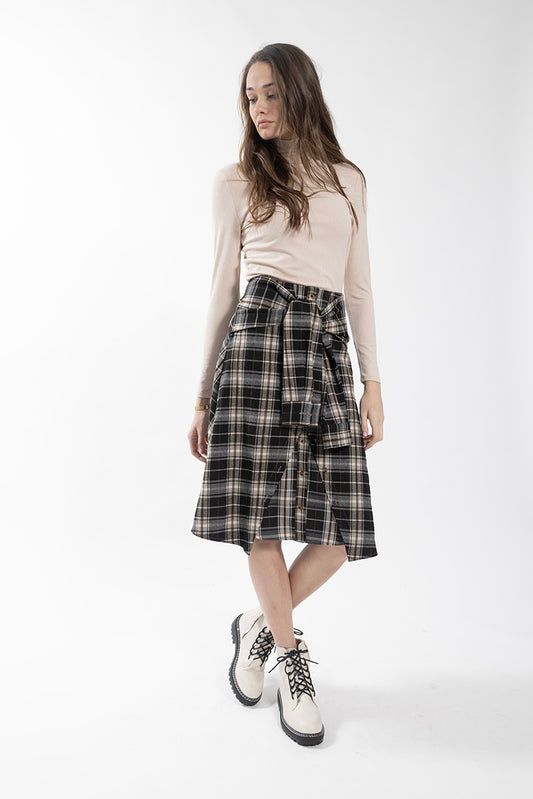 Latitude Black/White Plaid Sleeve Tie Skirt 139