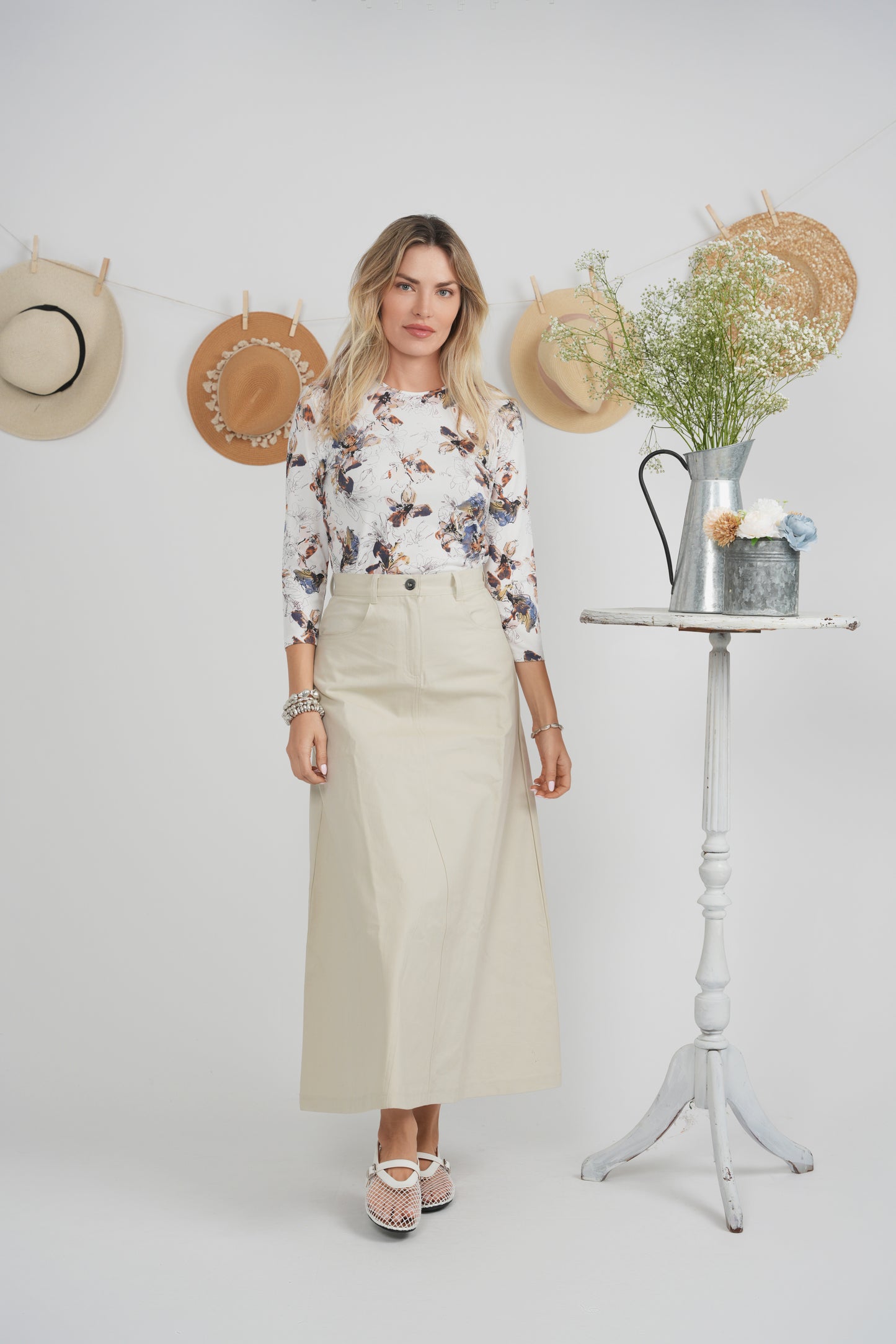 Index White floral  Printed Tee SB6CM1943T