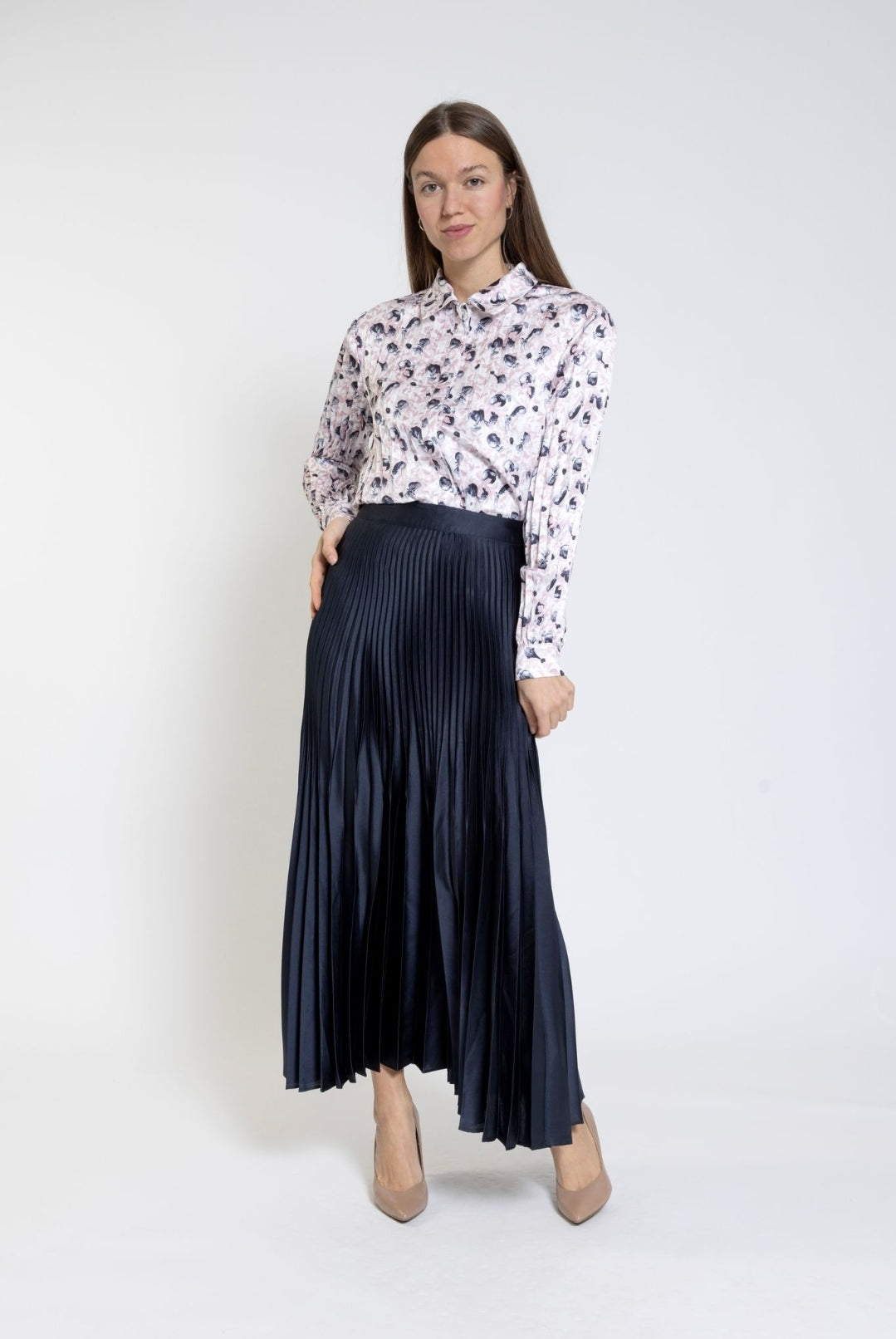 LA Simona Navy Pleated Skirt MWS2448-A – Theskirtstop.com