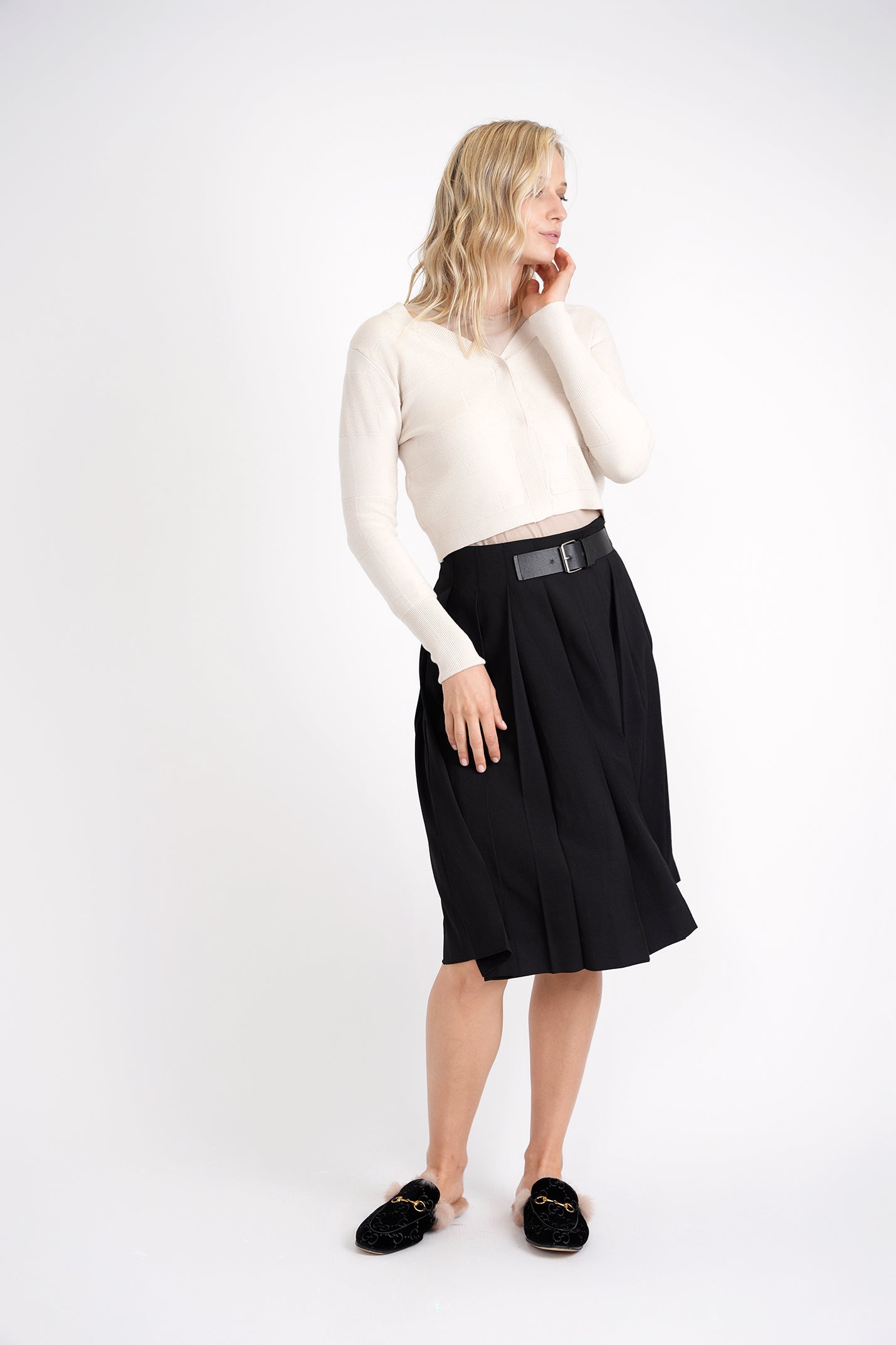 Ginger Black Pleated Skirt With Side Belt WB3CPT4972