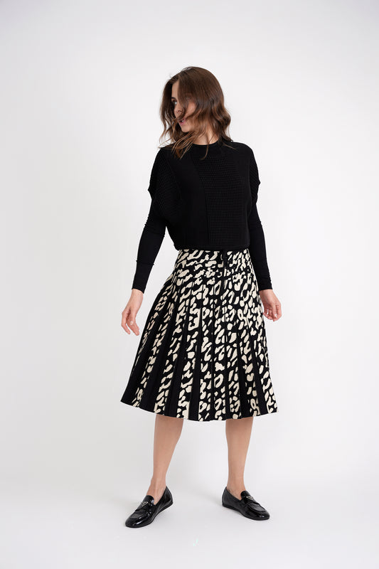 Noni Black/Dark Almond Pleated Leopard Skirt WB3CYT2200A