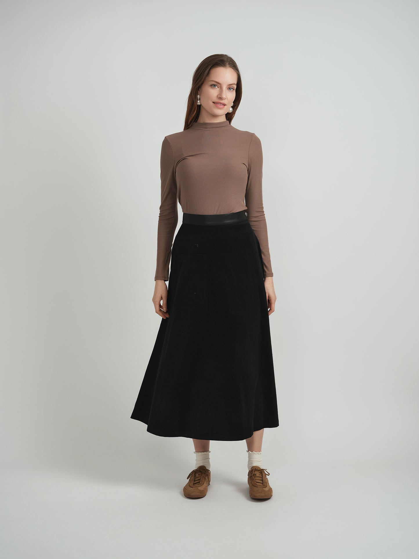 Faves Black Corduroy Midi Skirt WB5CM1674SM