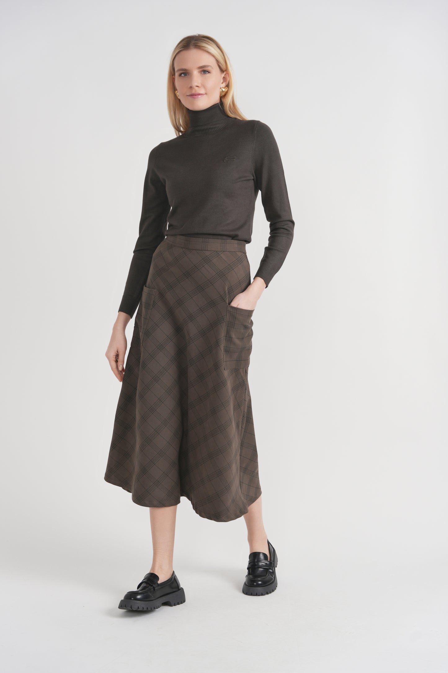 Faves Taupe Plaid Corduroy Pocket Skirt WB6CM2218SM