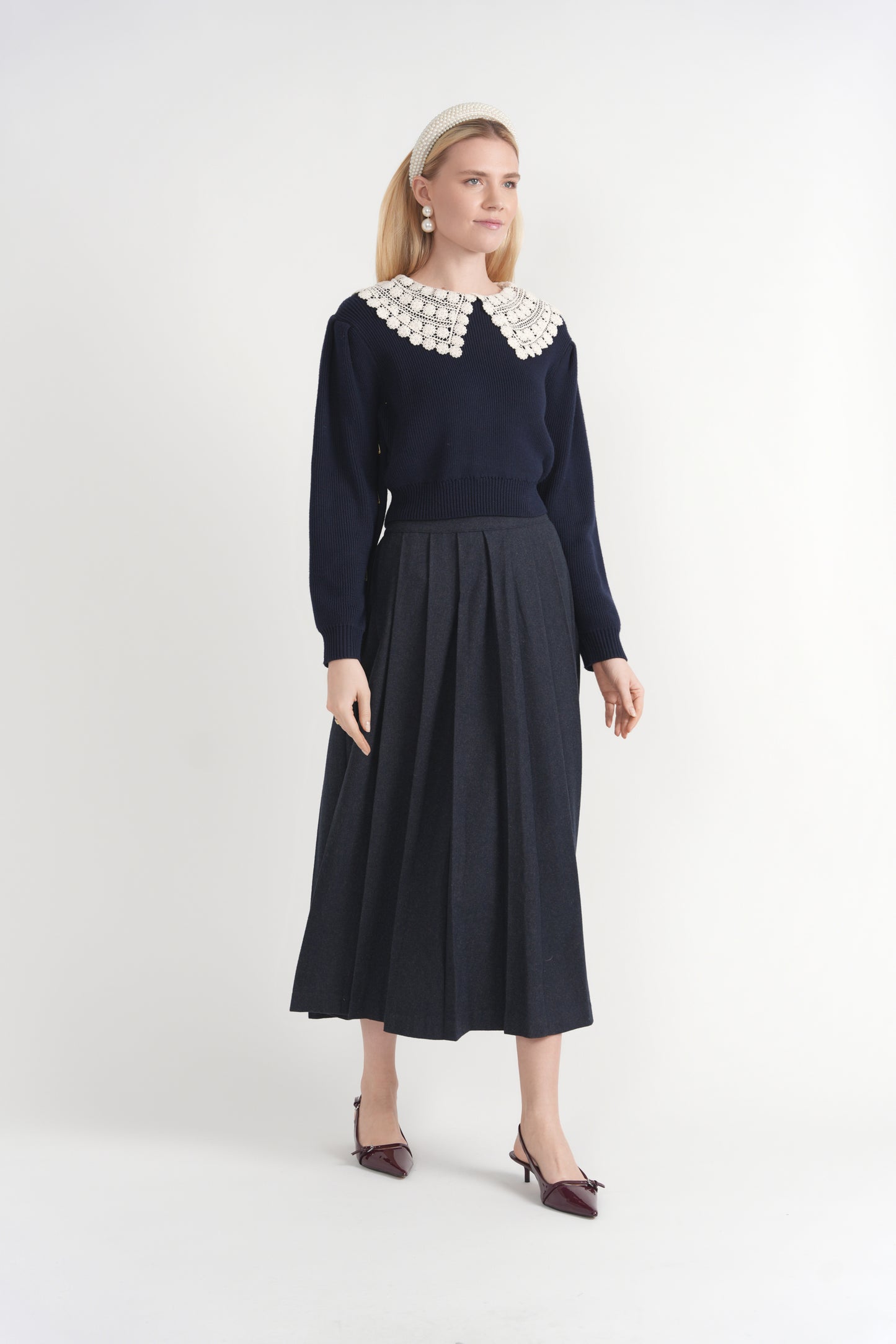 Birt UK Navy Ribbed Sweater with Crochet Collar WB6CM2325TE