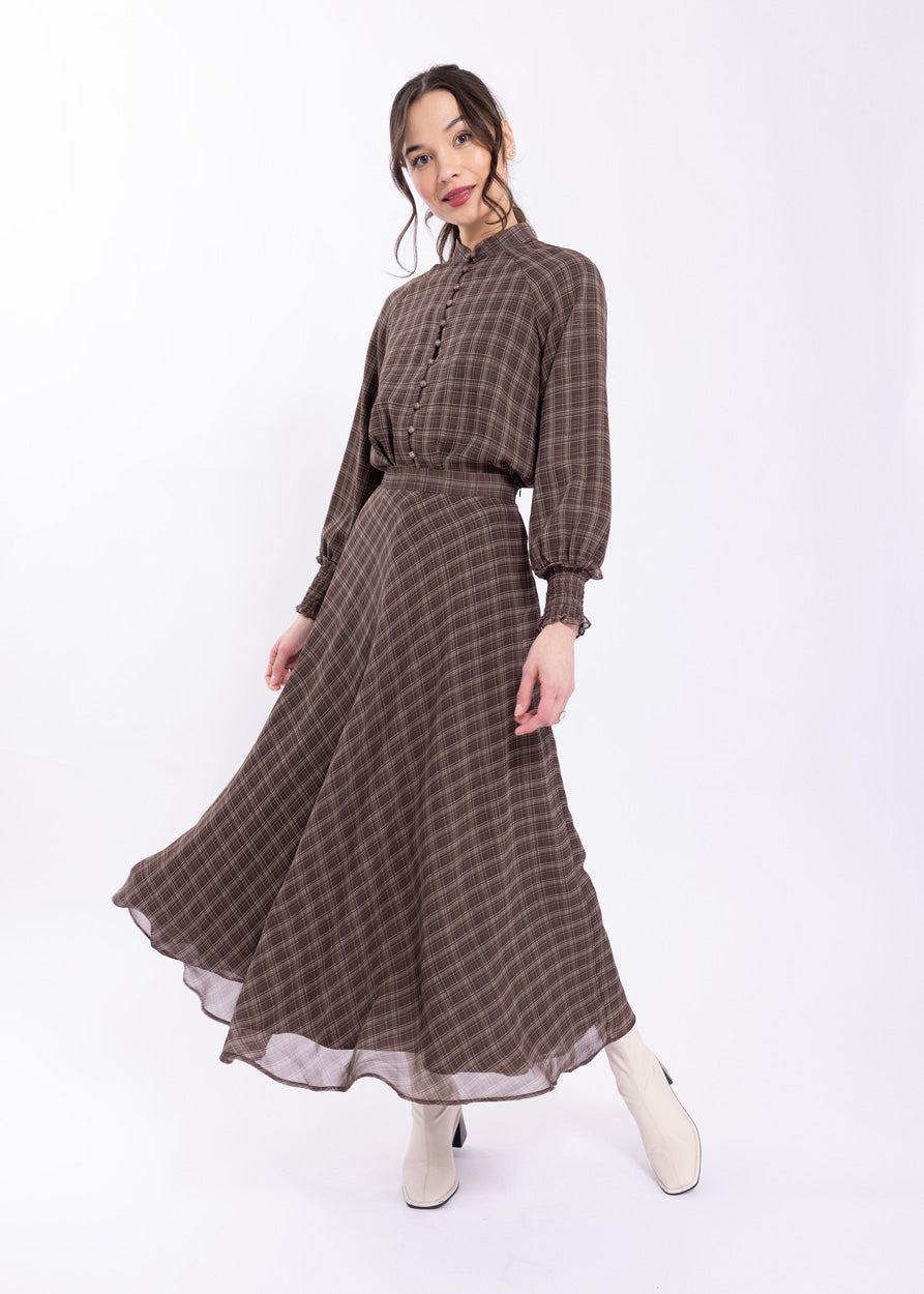 Soie Brown Plaid Pleated Skirt SO303