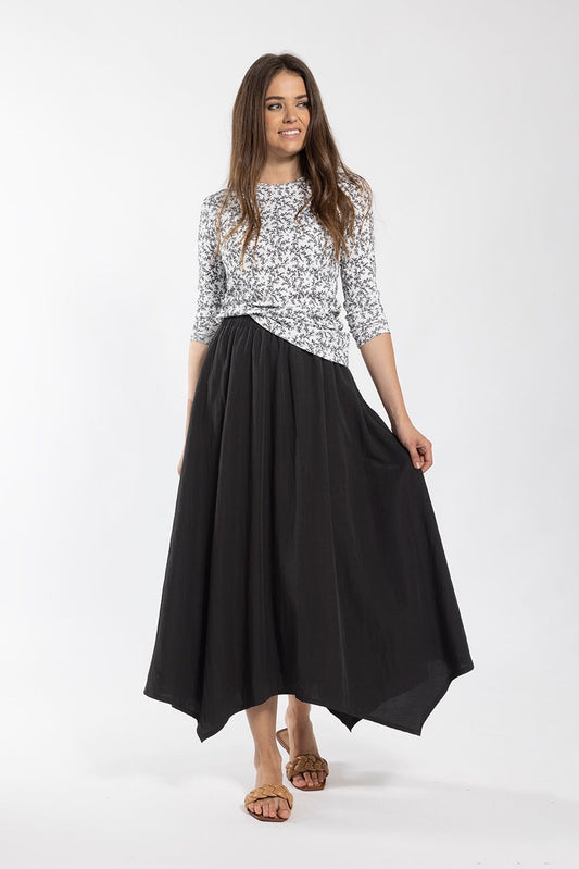 Maple Cliff Black handkerchief Midi 5460B